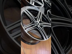 토요타 랜드크루저 200 시리즈